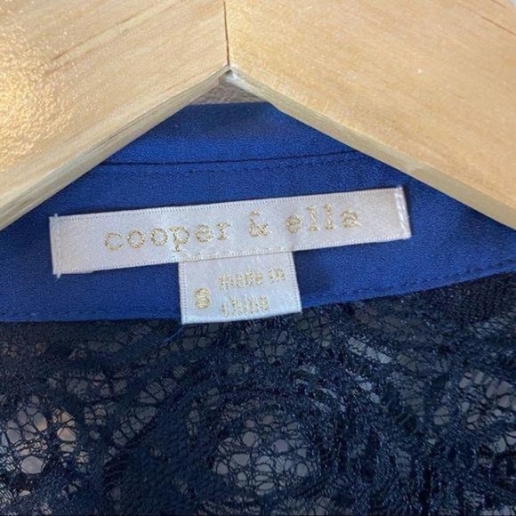 Cooper & Ella New with tags size small blouse - Picture 8 of 10